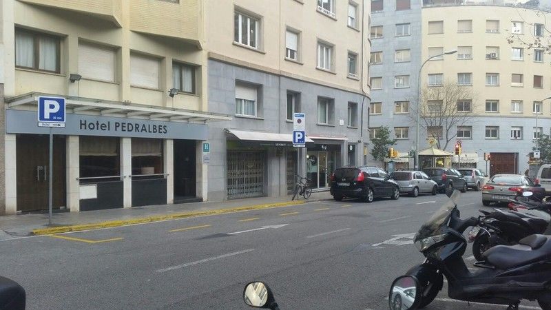 Hotel Pedralbes Барселона Екстериор снимка