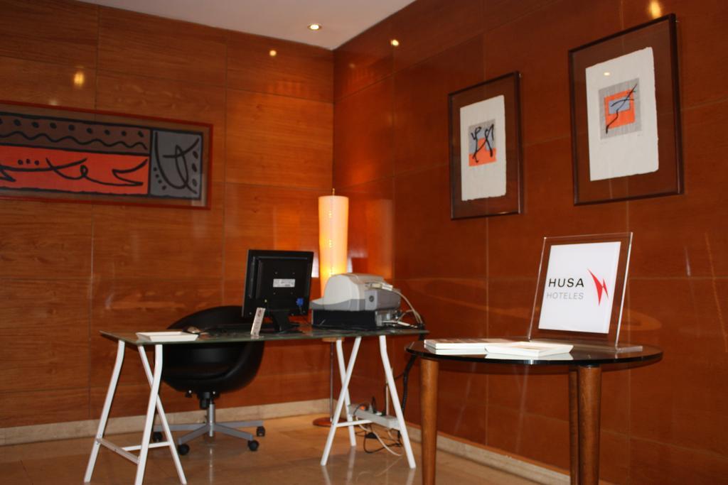 Hotel Pedralbes Барселона Екстериор снимка